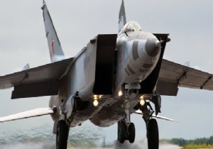 HIZ KRALI MiG-25