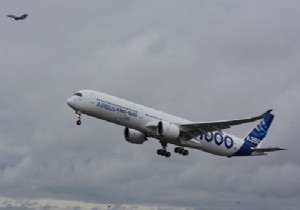 İLK A350-1000 HAVALANDI
