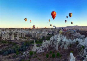 UKRAYNALI TURİSTE BALON AYRICALIĞI