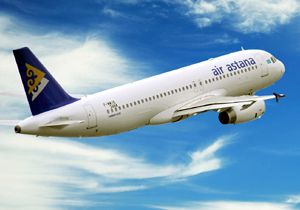 AIR ASTANA SKYTRAX BAŞARISINI KUTLUYOR