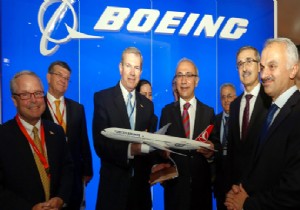 BOEING’DEN BAKANA MAKET UÇAK