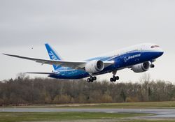 DREAMLINER GÖRÜCÜYE ÇIKIYOR