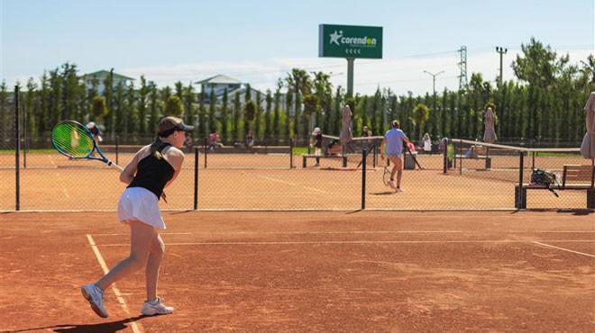 CORENDON KEMER’DE BULUŞMA