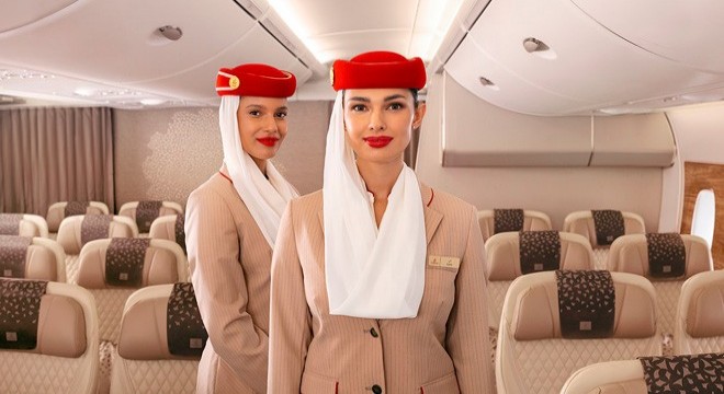 EMIRATES KABİN MEMURU ALIYOR