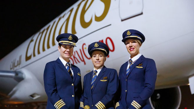 EMIRATES TE  PİLOT  İHTİYACI