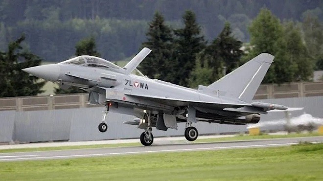 EUROFIGHTER TYPHOON SEÇENEĞİ