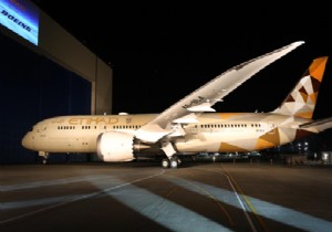 ETIHAD DREAMLINER’A KAVUŞTU