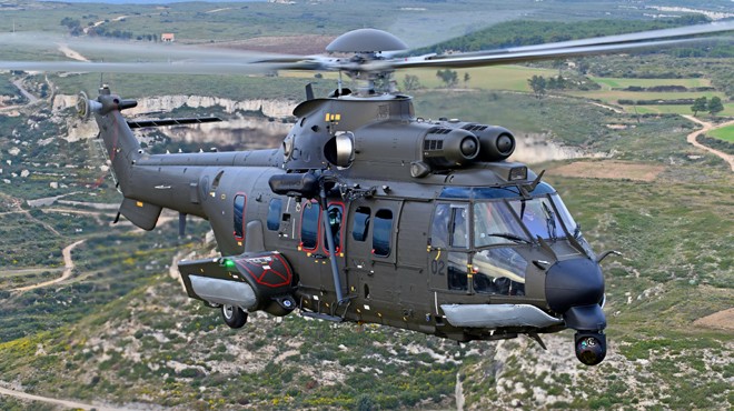 H225M SİNGAPUR DA SERGİLENİYOR