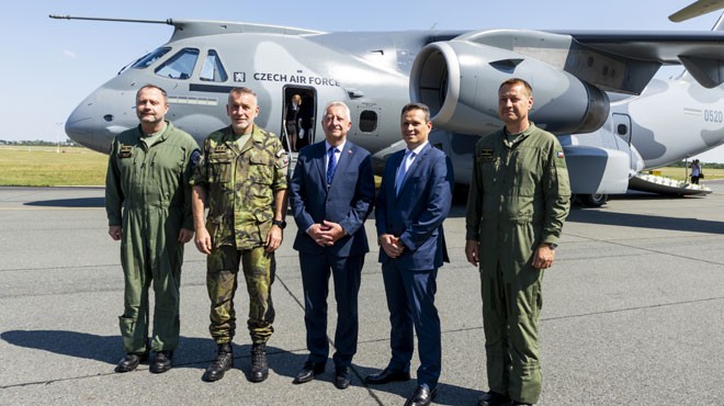 İLK C-390 MILLENNIUM TESLİMATI