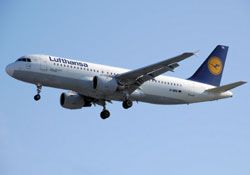 YİNE KOKU YİNE LUFTHANSA