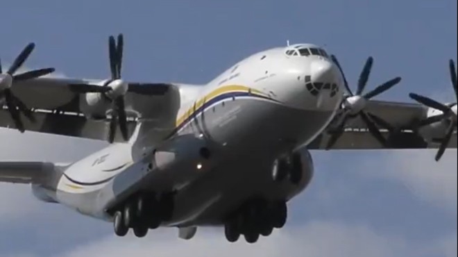 RUSYA'DA ANTONOV AN-22 DÜŞTÜ