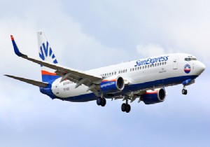 SUNEXPRESS REKORA DOYMUYOR