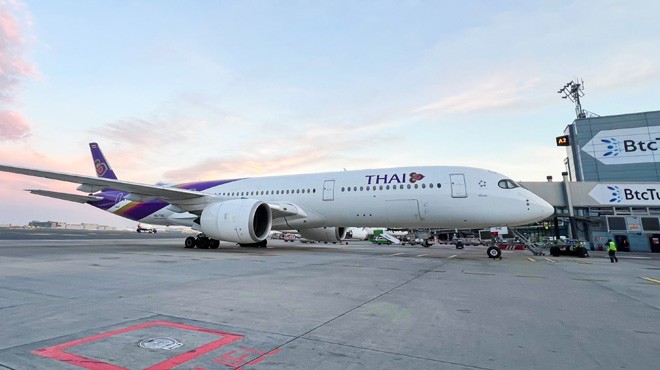 THAI AIRWAYS İSTANBUL A UÇTU