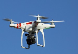 PİLOT:YANIMIZDAN BİR DRONE GEÇTİ