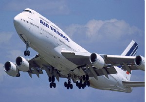 BOEING 747 NEDEN ACİL İNİŞ YAPTI