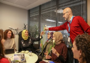 İSTANBUL HAVALİMANINDA KADINLAR GÜNÜ