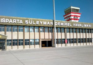 S. DEMİREL HAVALİMANI’NDA TRAFİK ARTTI