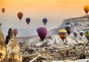 PAMUKKALE’DE BALON UÇUŞLARI 