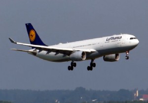 LUFTHANSA UÇAĞI ANKARA’YA ACİL İNDİ