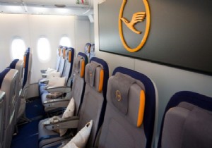 LUFTHANSA GREVİNDE 215 BİN YOLCU MAĞDUR