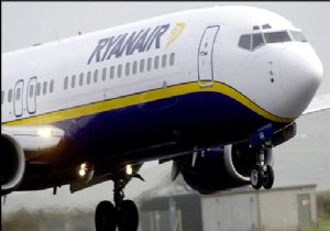 RYANAIR YENİDEN KAPASİTE DÜŞÜRÜYOR