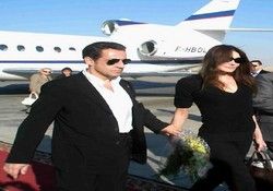 SARKOZY YE ÖZEL JET