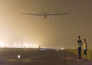 SOLAR IMPULSE YENİDEN HAVALANIYOR