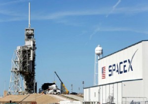 SPACEX İLK ASKERİ UYDUSUNU GÖNDERDİ