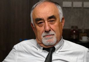 ÜNAL BAŞUSTA YI ÖZLEMLE ANIYORUZ